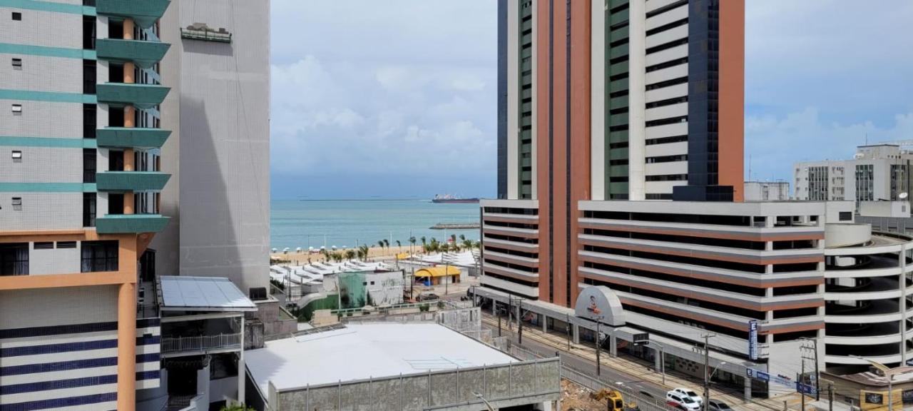 Flat A100m Da Avenida Beira Mar Fortaleza (Ceara)
